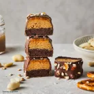 Myprotein Layered Protein Bar szelet - Peanut Pretzel - 12x60g